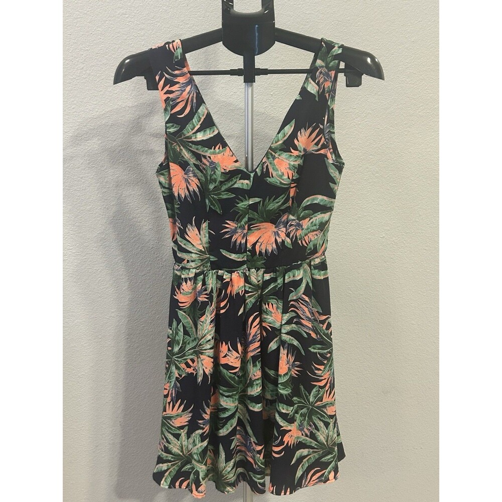 Alt.B Women’s Floral A-line Dress Size Small Tropical Paradise Bird Prey Hawaiin